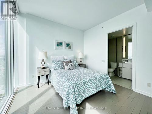 4009 - 101 Peter Street, Toronto (Waterfront Communities), ON - Indoor Photo Showing Bedroom