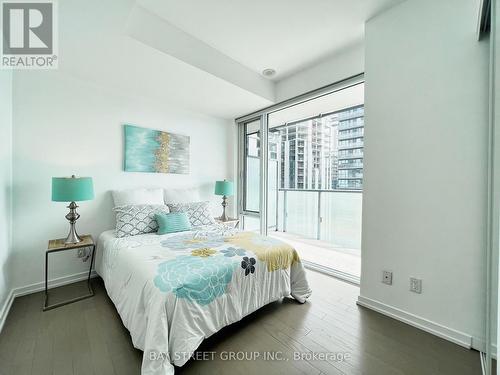 4009 - 101 Peter Street, Toronto (Waterfront Communities), ON - Indoor Photo Showing Bedroom