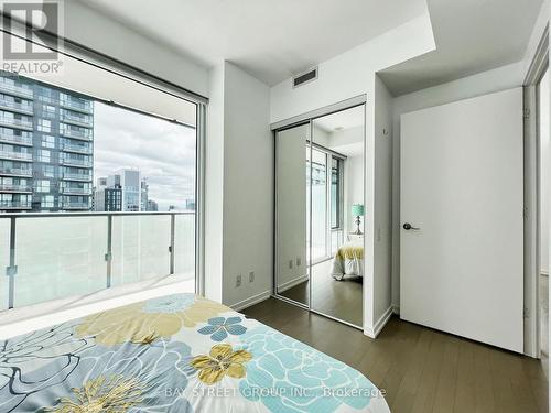 4009 - 101 Peter Street, Toronto (Waterfront Communities), ON - Indoor Photo Showing Bedroom