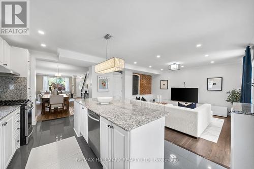 54 Tower Drive, Toronto (Wexford-Maryvale), ON - Indoor Photo Showing Kitchen With Upgraded Kitchen