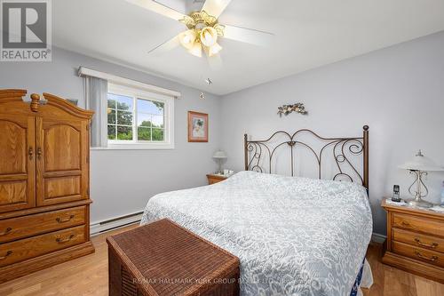 97 George Road, Georgina, ON - Indoor Photo Showing Bedroom