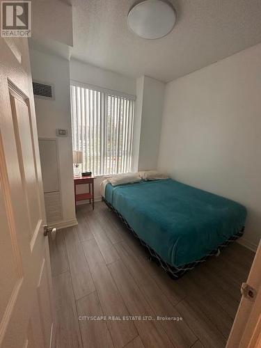 121 - 339 Rathburn Road W, Mississauga (City Centre), ON - Indoor Photo Showing Bedroom