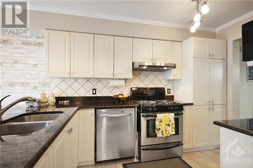 105 Rustwood Private, Ottawa, ON - Indoor Photo Showing Kitchen With Double Sink