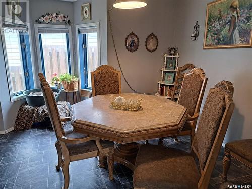 303 3Rd Street, Vonda, SK - Indoor Photo Showing Dining Room