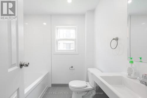 1 - 237 Church Street, St. Catharines, ON - Indoor Photo Showing Bathroom