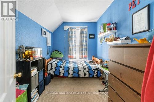 640 King Street, Port Colborne, ON - Indoor Photo Showing Bedroom