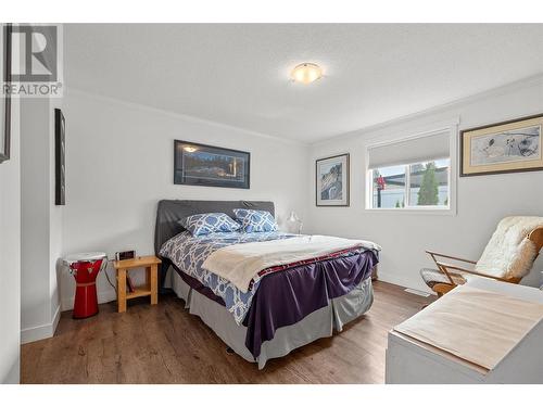 1835 Nancee Way Court Unit# 65, West Kelowna, BC - Indoor Photo Showing Bedroom