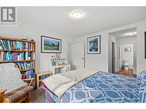 1835 Nancee Way Court Unit# 65, West Kelowna, BC - Indoor Photo Showing Bedroom