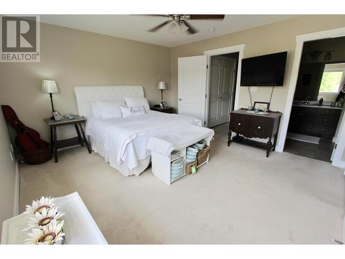 755 Douglas Street, Prince George, BC - Indoor Photo Showing Bedroom