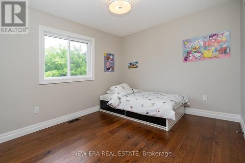 1096 Westbrook Road, Hamilton (Binbrook), ON - Indoor Photo Showing Bedroom