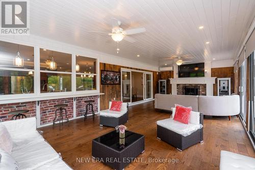 1096 Westbrook Road, Hamilton (Binbrook), ON - Indoor Photo Showing Living Room With Fireplace