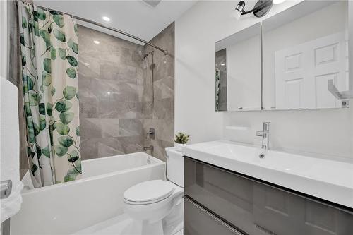 1190 Upper Ottawa Street|Unit #3, Hamilton, ON - Indoor Photo Showing Bathroom