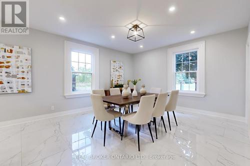 14224 Warden Avenue, Whitchurch-Stouffville, ON - Indoor Photo Showing Dining Room