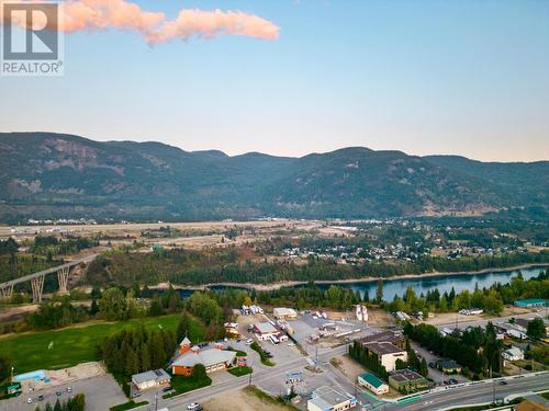 2108 8Th Avenue, Castlegar, BC 