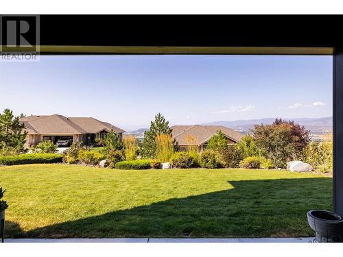 3656 Riviera Drive, Kelowna, BC - Outdoor