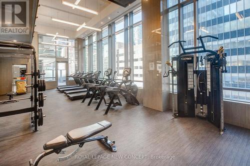 413 - 98 Lillian Street N, Toronto (Mount Pleasant West), ON - Indoor Photo Showing Gym Room