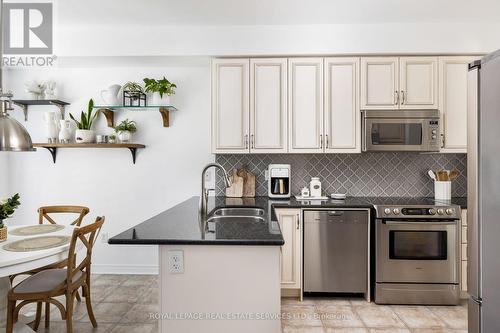 2037 Trawden Way, Oakville (Palermo West), ON - Indoor Photo Showing Kitchen With Stainless Steel Kitchen With Double Sink With Upgraded Kitchen