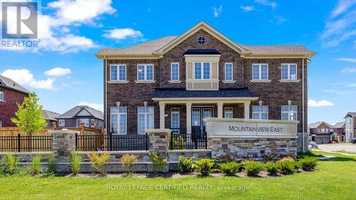 10096 Tenth Line, Halton Hills, ON - Outdoor With Facade