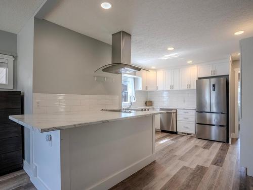 138 Marcel Street, Kamloops, BC - Indoor Photo Showing Kitchen