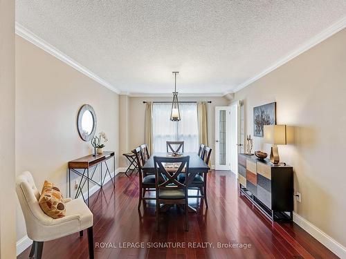 4008 Powderhorn Crt, Mississauga, ON - Indoor Photo Showing Other Room