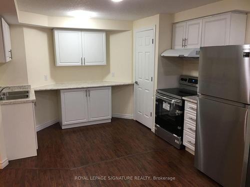 67 Clairfields Dr E, Guelph, ON - Indoor Photo Showing Kitchen