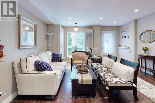 21 Snowshoe Millway Way, Toronto (St. Andrew-Windfields), ON - Indoor Photo Showing Living Room