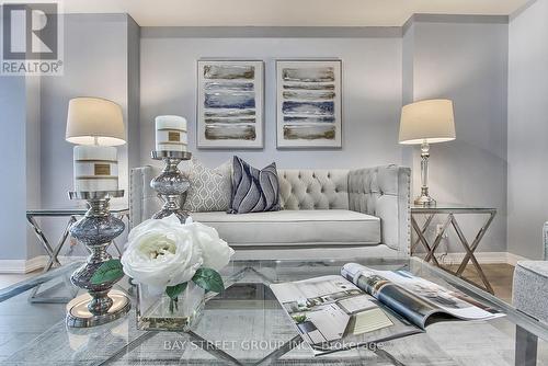 1508 - 22 Wellesley Street E, Toronto (Church-Yonge Corridor), ON - Indoor Photo Showing Living Room