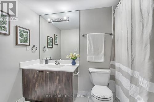 1508 - 22 Wellesley Street E, Toronto (Church-Yonge Corridor), ON - Indoor Photo Showing Bathroom