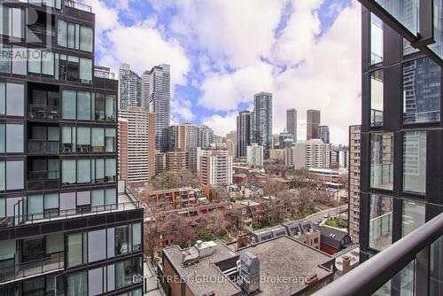 1508 - 22 Wellesley Street E, Toronto (Church-Yonge Corridor), ON - Outdoor With Balcony