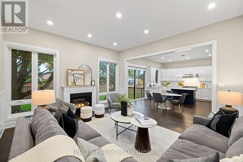 185 Burloak Drive, Oakville (Bronte West), ON - Indoor Photo Showing Living Room With Fireplace