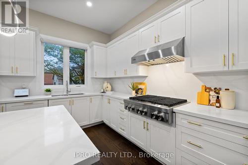 185 Burloak Drive, Oakville (Bronte West), ON - Indoor Photo Showing Kitchen