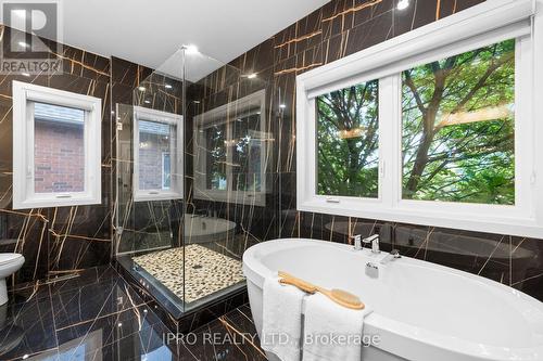 185 Burloak Drive, Oakville (Bronte West), ON - Indoor Photo Showing Bathroom