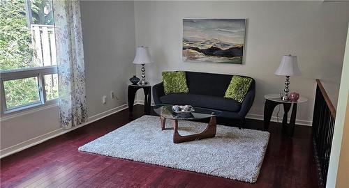 Living room - 6 Trudy Court|Unit #6, Dundas, ON - Indoor Photo Showing Living Room