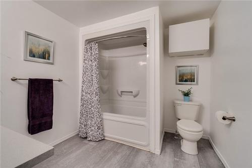 Main bathroom - 6 Trudy Court|Unit #6, Dundas, ON - Indoor Photo Showing Bathroom