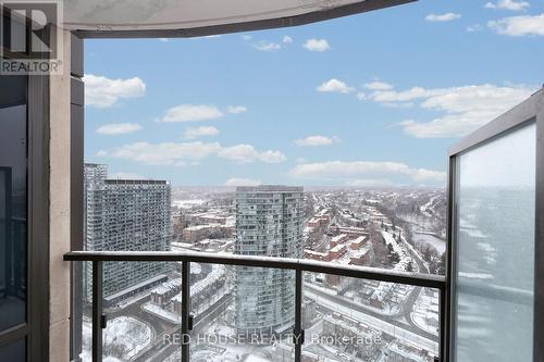 3915 - 1926 Lakeshore Boulevard W, Toronto (High Park-Swansea), ON - Outdoor With View