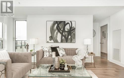 1129 - 2485 Taunton Road, Oakville (Uptown Core), ON - Indoor Photo Showing Living Room