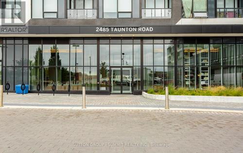 1129 - 2485 Taunton Road, Oakville (Uptown Core), ON - Outdoor