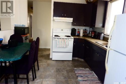 24B Kasper Crescent, Assiniboia, SK - Indoor Photo Showing Kitchen