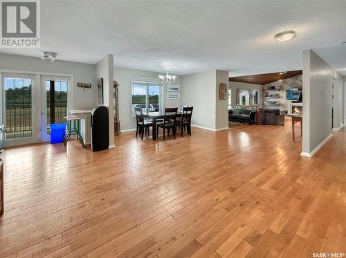 4 Battle Ridge Estates, Battle River Rm No. 438, SK - Indoor Photo Showing Living Room