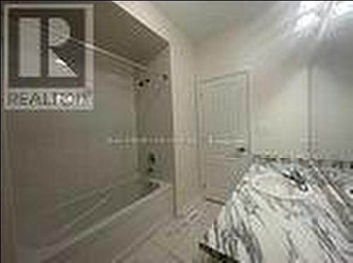 77 Boiton Street, Richmond Hill, ON - Indoor Photo Showing Bathroom