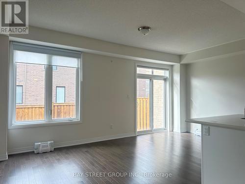 77 Boiton Street, Richmond Hill, ON - Indoor Photo Showing Other Room