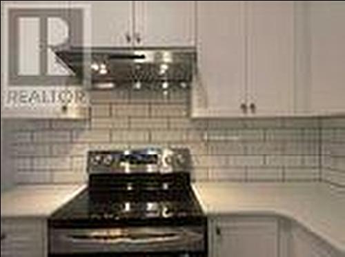 77 Boiton Street, Richmond Hill, ON - Indoor Photo Showing Kitchen