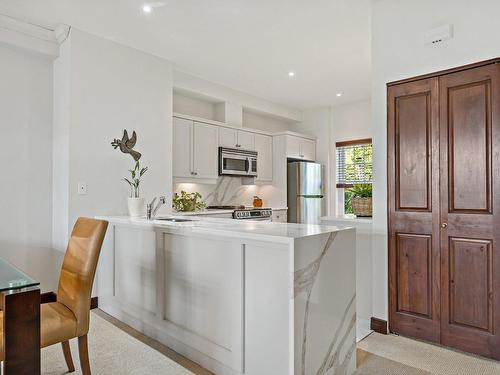 Cuisine - 5-290 Rue Du Mont-Plaisant, Mont-Tremblant, QC - Indoor Photo Showing Kitchen With Upgraded Kitchen