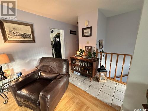 143 Memorial Drive, Spiritwood, SK - Indoor Photo Showing Living Room