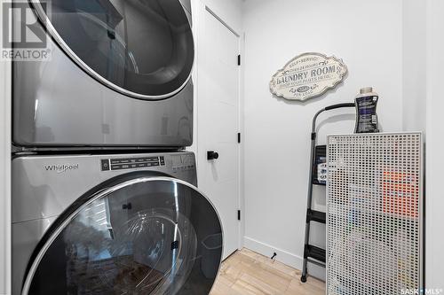 3135 Green Brook Road, Regina, SK - Indoor Photo Showing Laundry Room