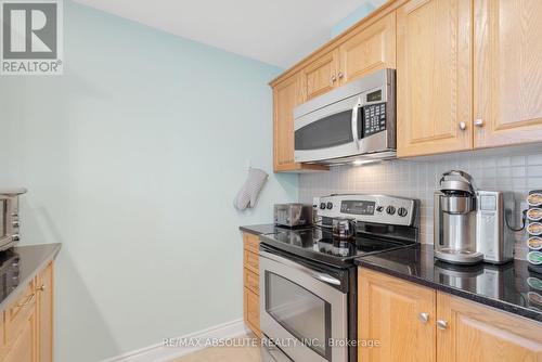 1505 - 100 Inlet, Ottawa, ON - Indoor Photo Showing Kitchen