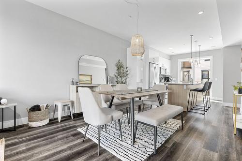 304-11581 Rogers Road, Lake Country, BC - Indoor Photo Showing Dining Room