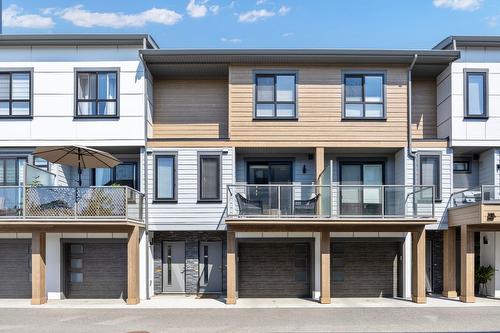 304-11581 Rogers Road, Lake Country, BC - Outdoor With Facade