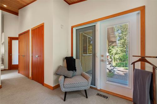 4970 16 Street, Salmon Arm, BC - Indoor Photo Showing Other Room