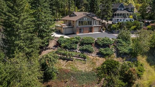 4970 16 Street, Salmon Arm, BC - Outdoor